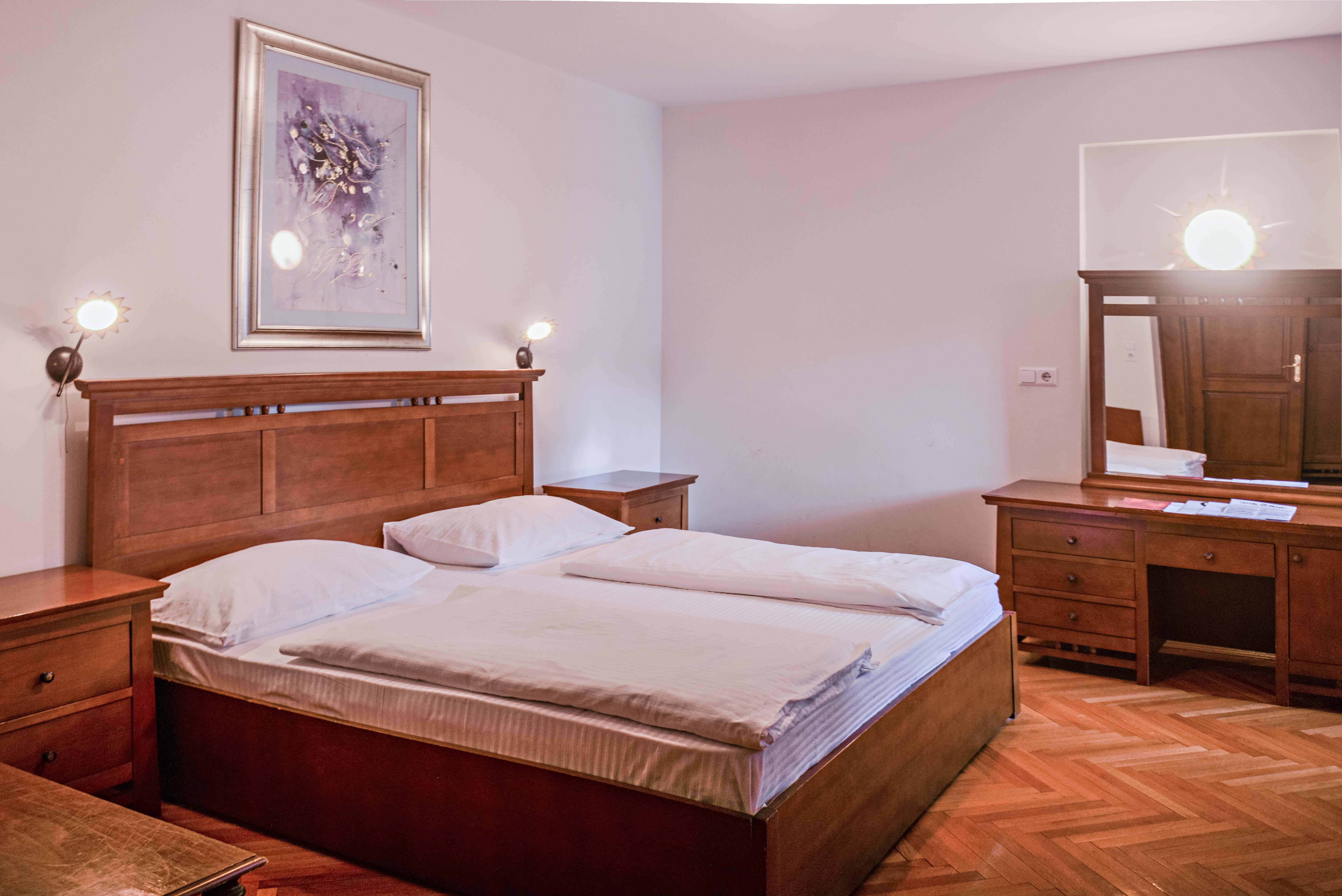 Hotel Pahuljica Vlasic Buitenkant foto