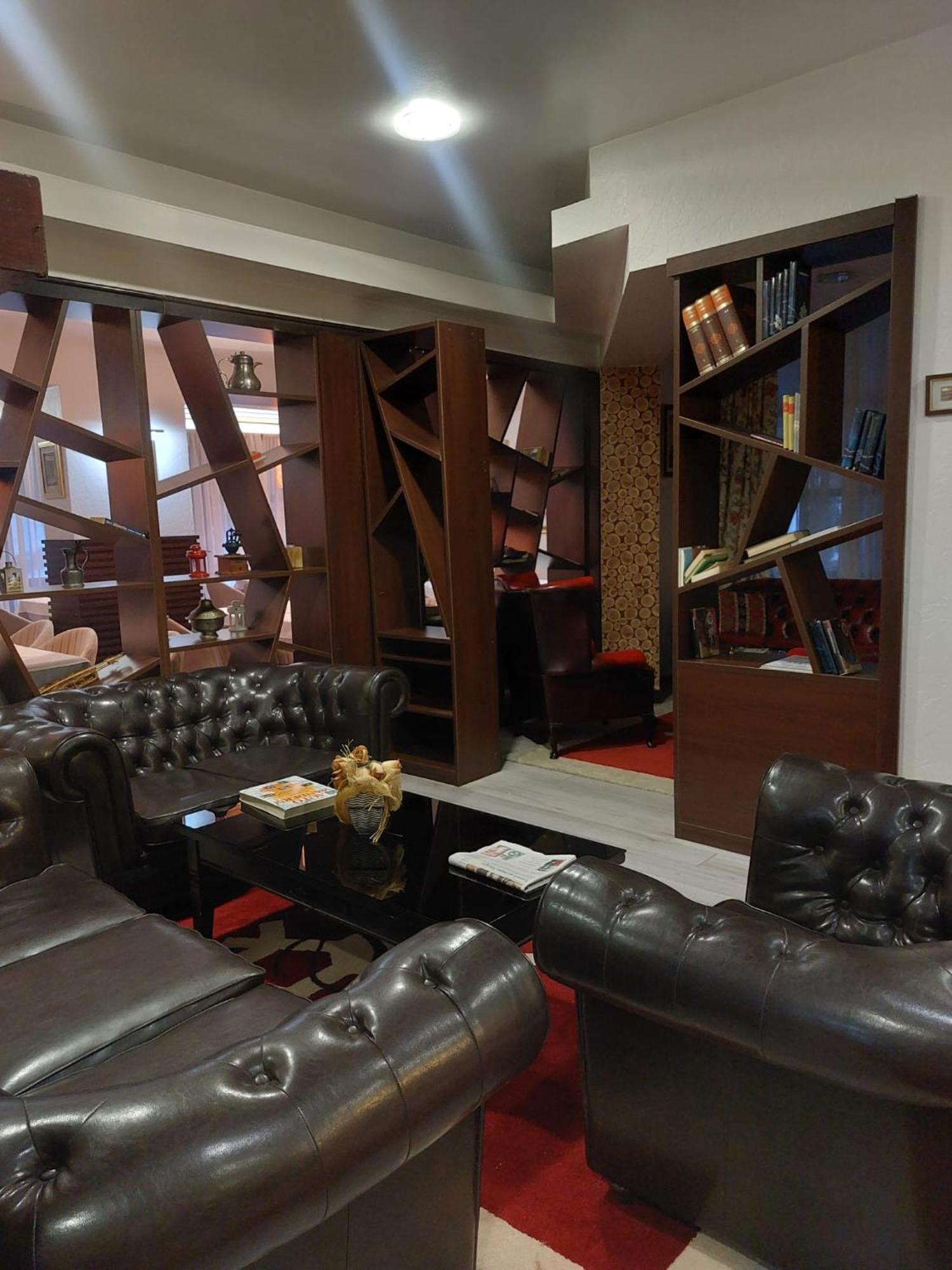 Hotel Pahuljica Vlasic Buitenkant foto